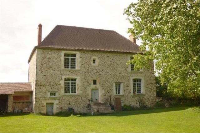 3 bedroom Character For Sale: 02330..