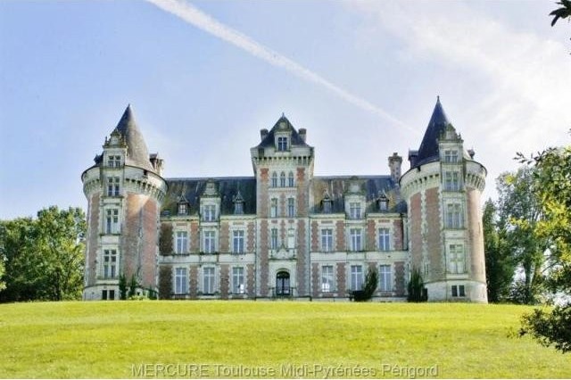 19 bedroom Castle For Sale: 24000.. - 2