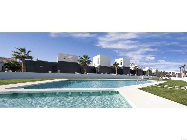 New semidetached in La Finca Golf