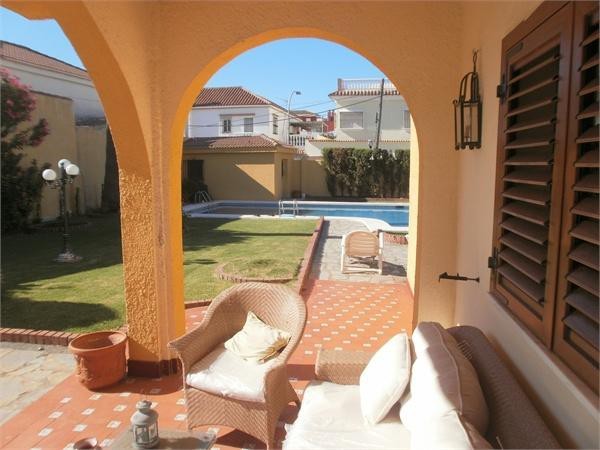 4 bedroom Bungalow For Sale: Urb Bella.. - 2