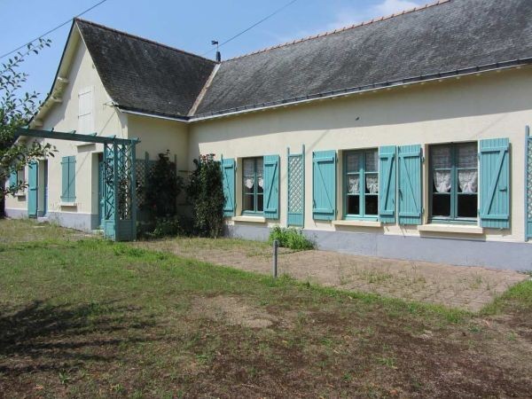 Pretty French Country House - 2