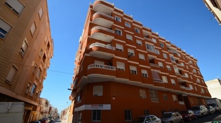 Resale · Apartment · Spain · Costa Bl..