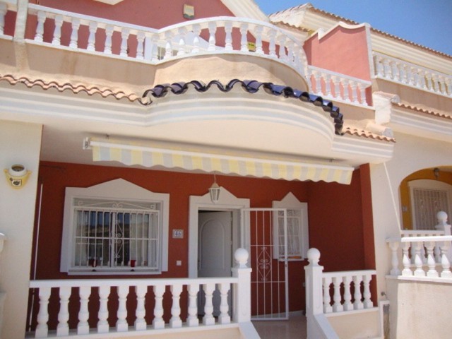 3 Bedrooms - Townhouse - Alicante - For..