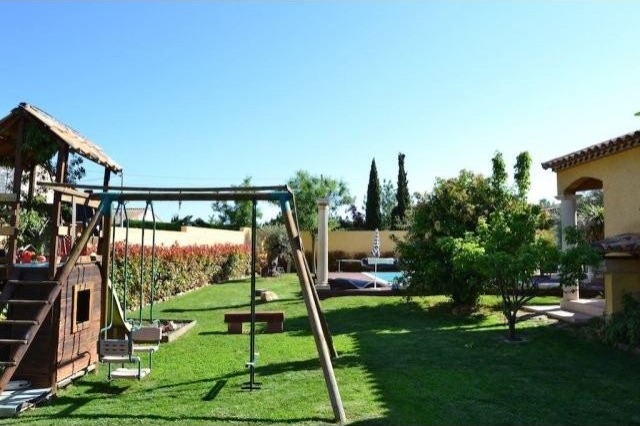 Villa In Roujan, France - 2
