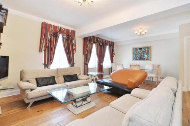 3 Bedrooms - Apartment - London - For..