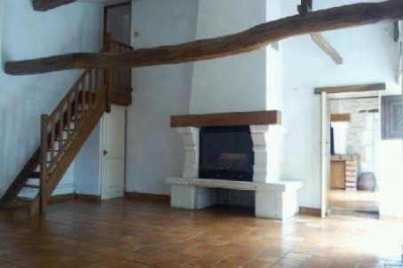 Pretty Stone House For Sale Loulay - 2