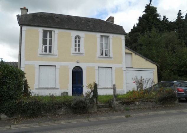 Pretty Village House, Quiet Location