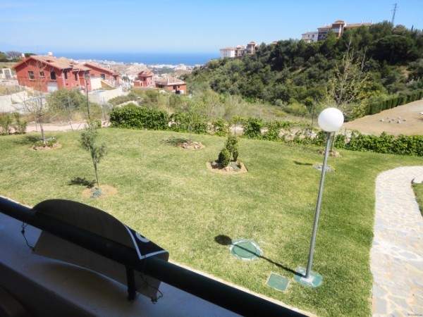 2 bed- 2 bath Apartment
