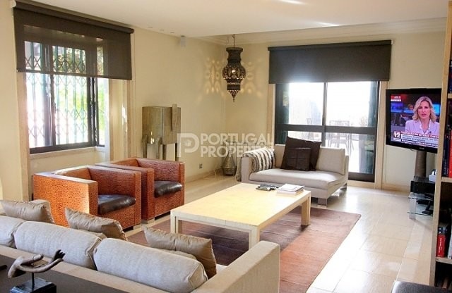 Beautifully Trendy Apartment In Lisbon - 2