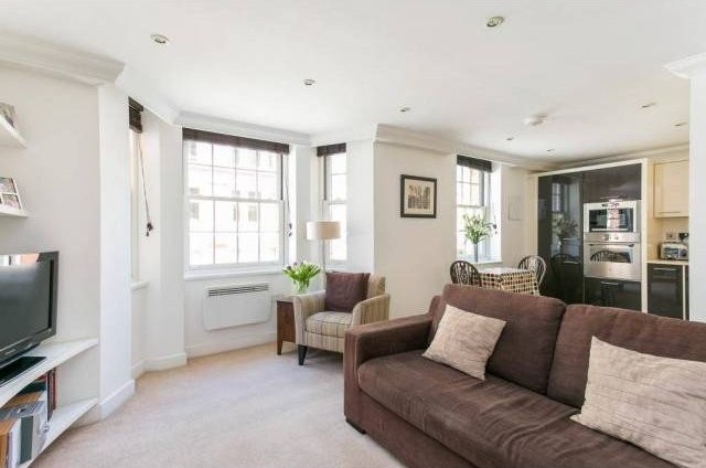 Bloomsbury Terrace, Huntley Street..