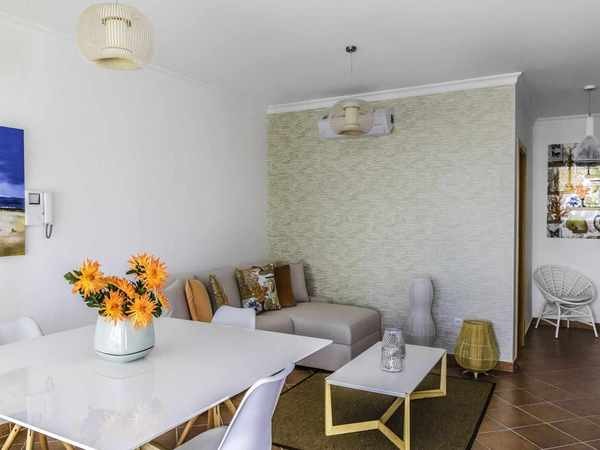 3 Bed Apartment For Sale - Santa Luzia - 2