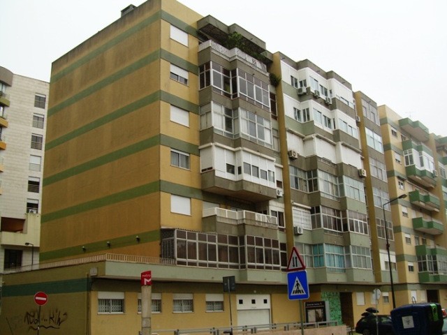 Apartment in Lisbon next to the Metro..