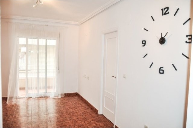 2 Bedroom Apartment In Torrevieja.. - 2