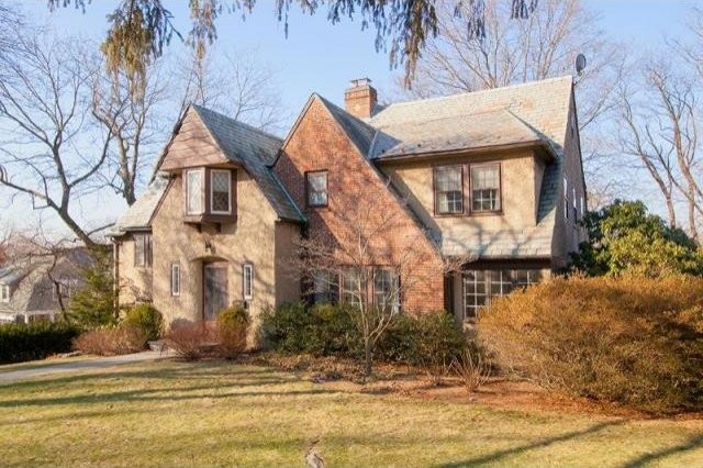 5 bedroom Residence For Sale: Pelham.. - 2
