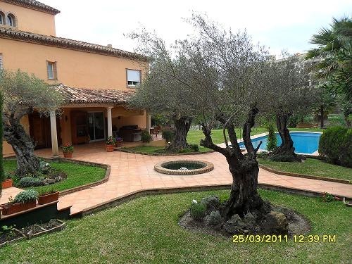 Villa - Villa - Detached, Nueva.. - 2