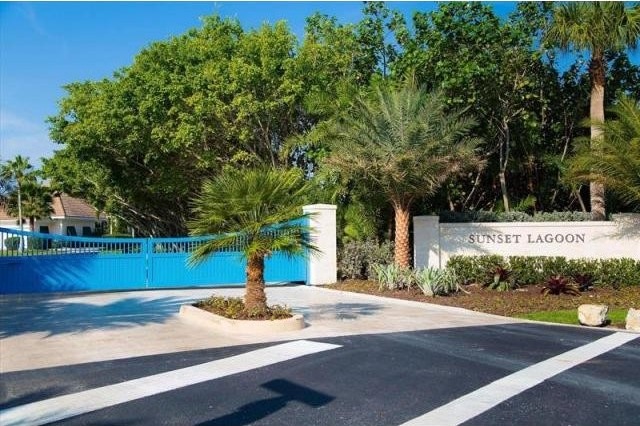 Land For Sale: 1345 SUNSET POINT LANE..