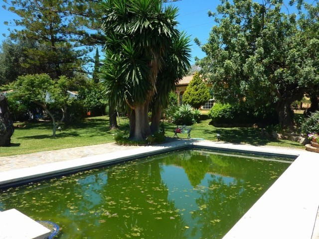 Land for sale in El Mirador, Marbella..