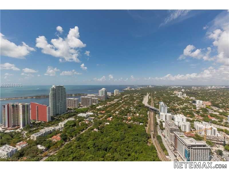 1 bedroom Flat For Sale: 60 SW 13th St..