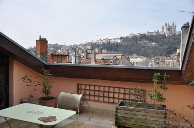 2 bedroom Flat For Sale: 69002 LYON
