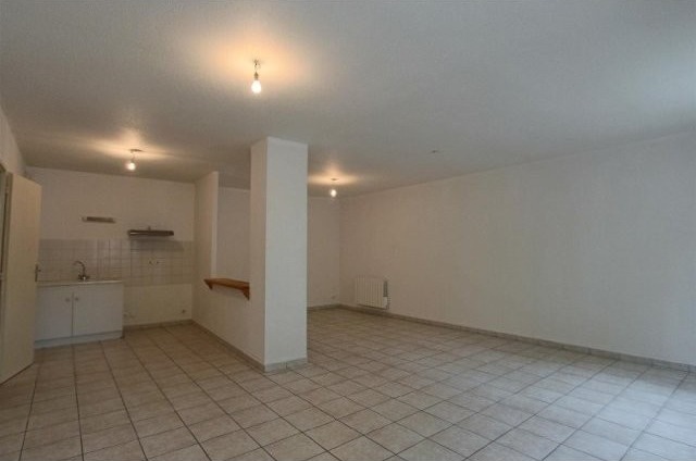 L28001 - Residential For Sale - Stone..