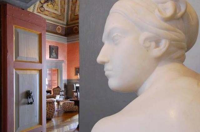 12 bedroom House For Sale: Umbria..