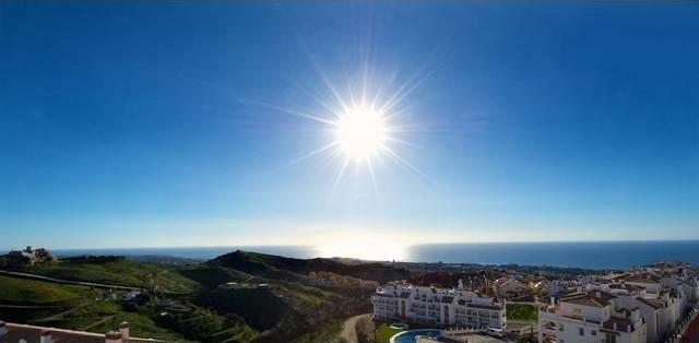 APARTMENT FOR SALE IN CALAHONDA