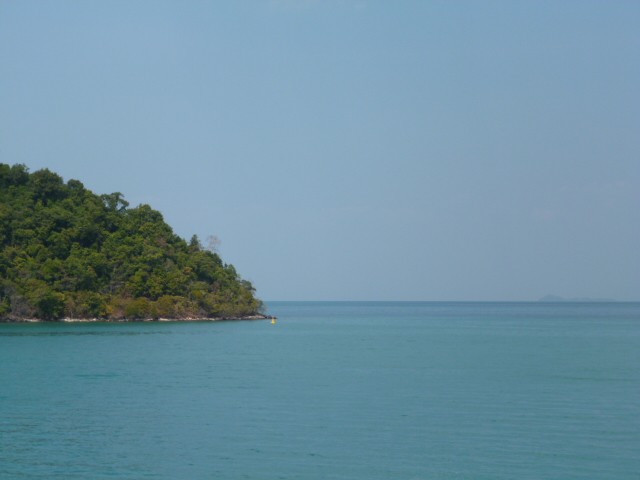 Koh Chang beachfront land: 20+ meters..
