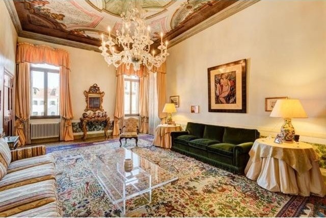 4 bedroom House For Sale: Veneto.. - 2