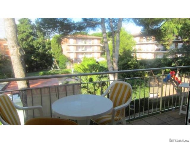 APARTMENT WITH POOL CLOSE TO THE CENTER.. - 2