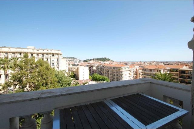 Stunning three bed with magnificent.. - 2