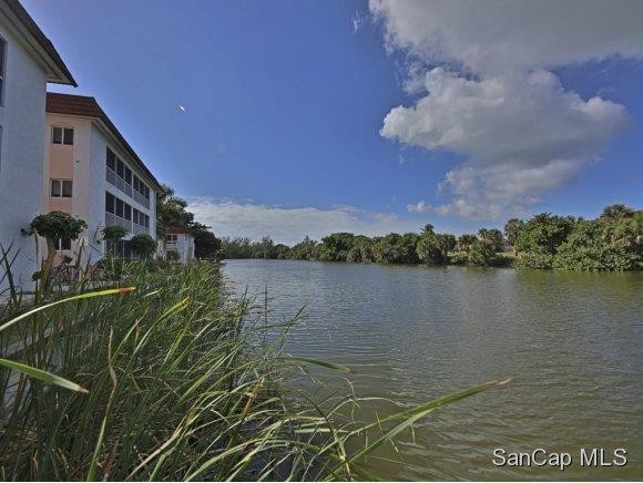 2 bedroom Condominium For Sale:.. - 2