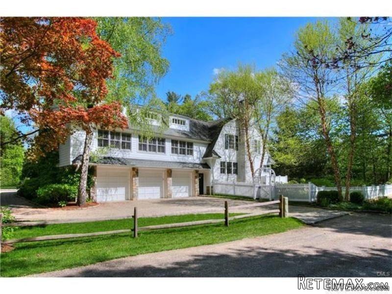 5 bedroom House For Sale: 51 OLD FARM.. - 2