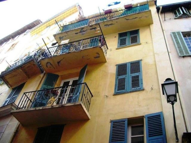 Authentic Nicois Decor near Place St.. - 2
