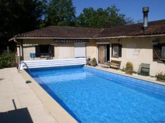 South Of Sarlat, In A Quiet Location..