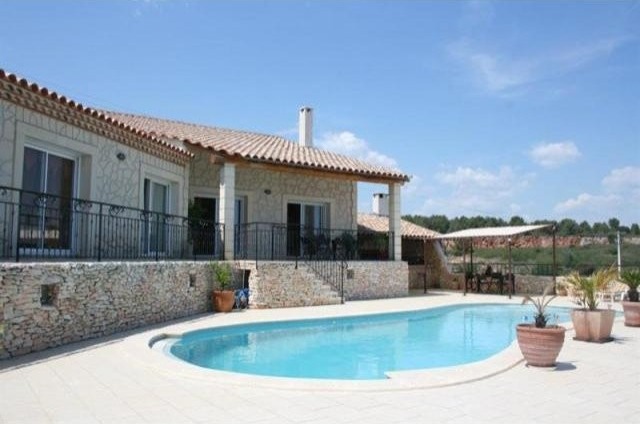 3 bedroom Villa For Sale: 34140.. - 2