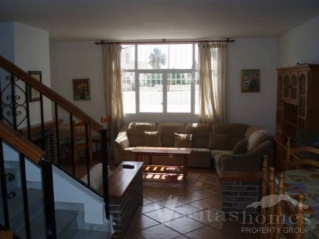 Ref: 1256 - Duplex/Triplex/Townhouse.. - 2