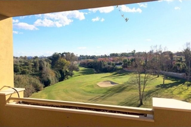 Superb 3 Bedroom Front Line Golf..