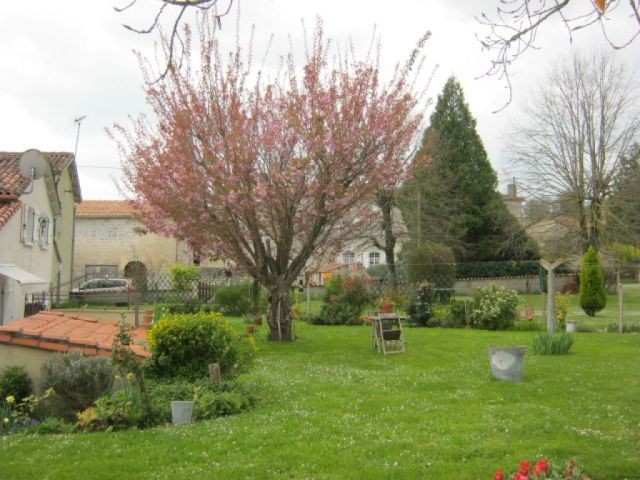 Modern 3 bedroom house in pretty hamlet.. - 2