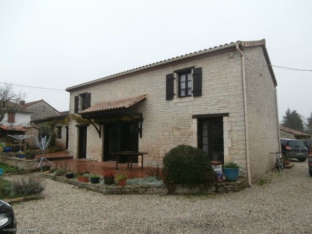 Main house with gite, swimming pool and..