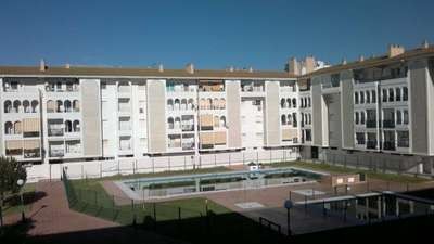 Apartment - This three bedroom two..