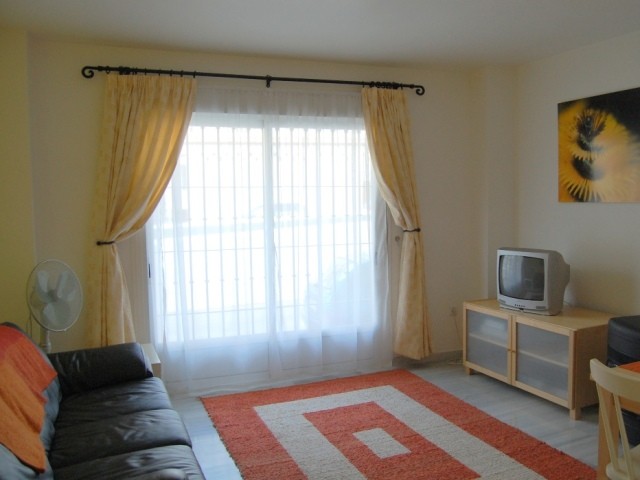 2 Bedroom Apartment with Communal Pool