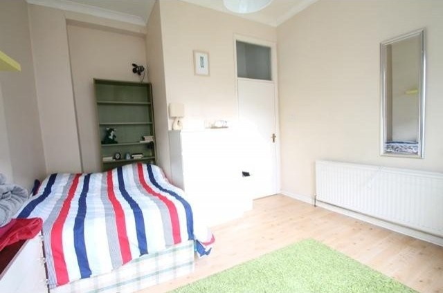 1 bed flat to rent - 2