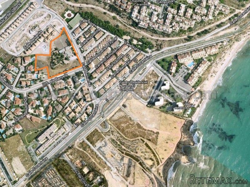 Plot Near El Campello And The Beach.