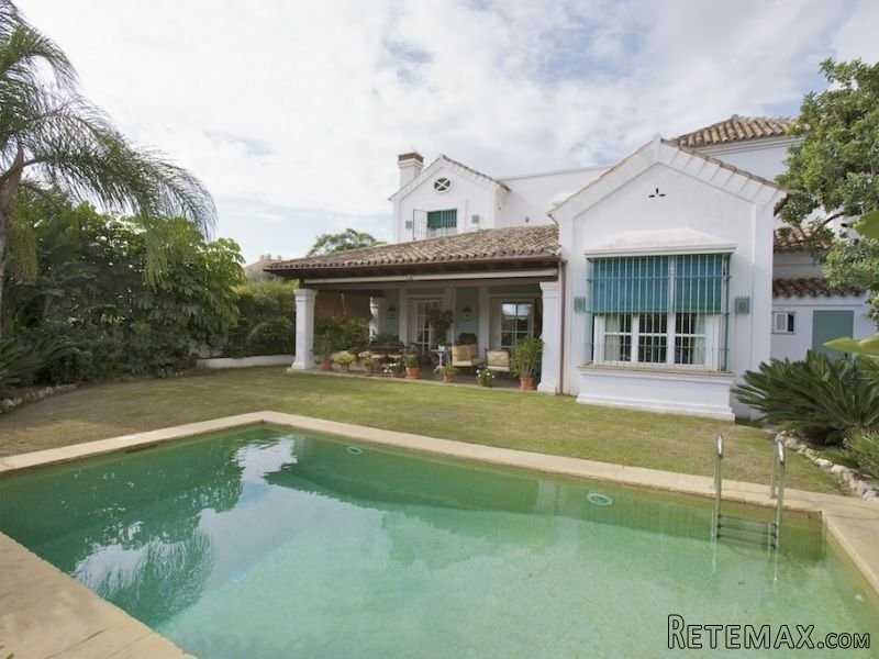 6 Bedrooms - Villas - Malaga - For Sale