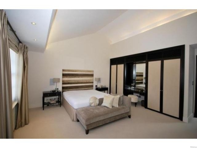3 bed flat to rent in EATON PLACE.. - 2
