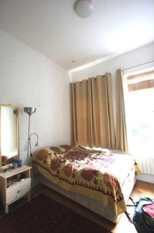 2 Bed Flat/Apartment To Let in London - 2