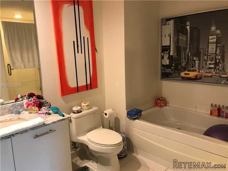 1 bedroom Flat For Sale: 55 SE 6 St #.. - 2
