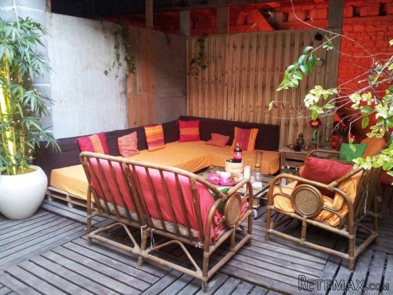 Nicely Renovated Townhouse With.. - 2