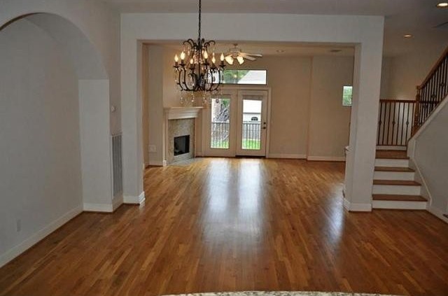 3 bedroom Apartment For Sale: 5815 Lacy.. - 2