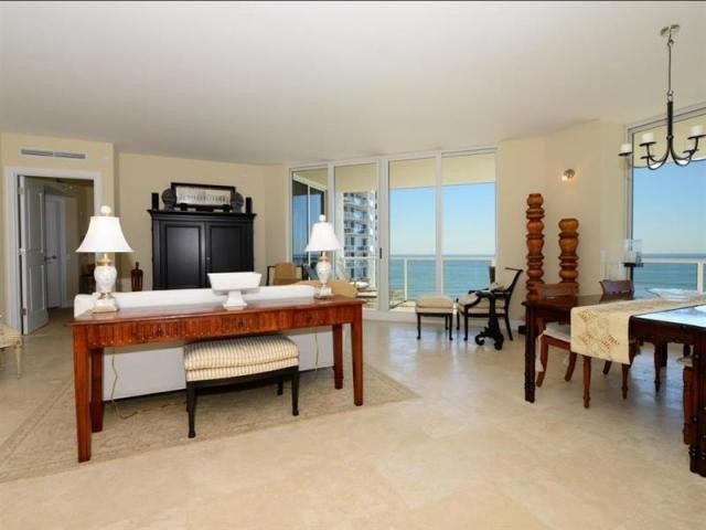 2 bedroom Residence For Sale: Singer.. - 2